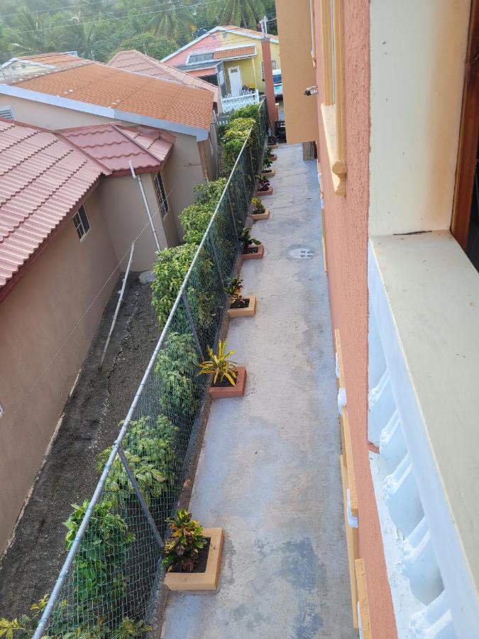 Royal Vybez Vacation Homes Spanish Town Εξωτερικό φωτογραφία