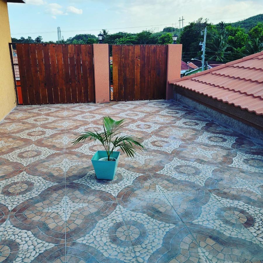 Royal Vybez Vacation Homes Spanish Town Εξωτερικό φωτογραφία