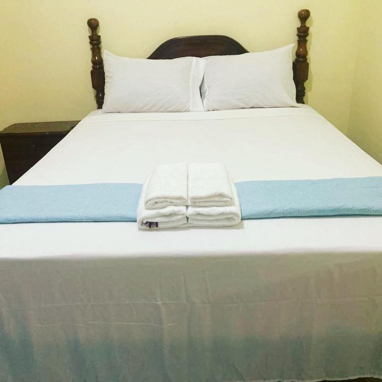 Royal Vybez Vacation Homes Spanish Town Εξωτερικό φωτογραφία